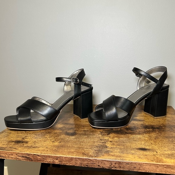 Worthington Black Strappy Heels - Picture 4 of 11